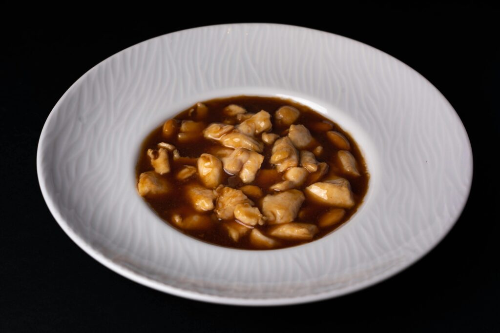 קציצות עוף ברוטב שקדים