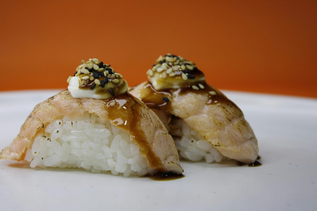 סלמון במרינדת דבש וסויה